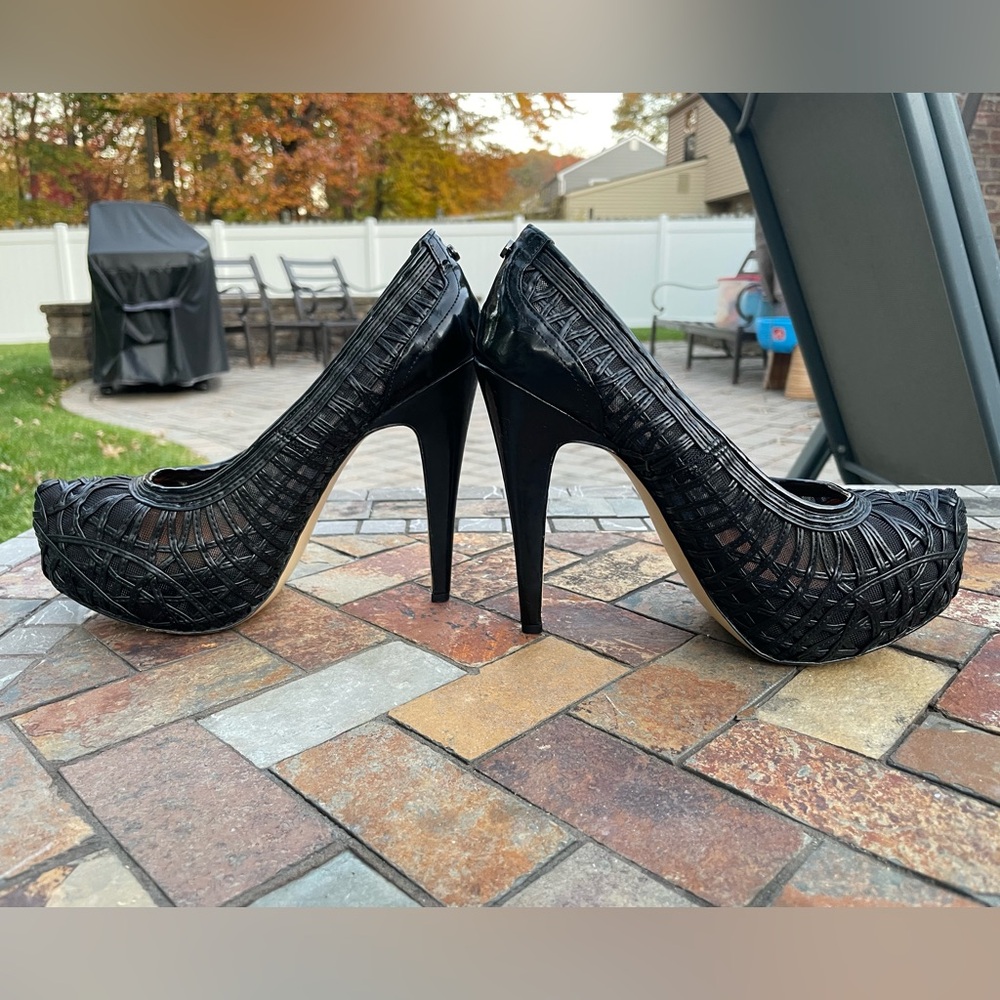 Size 7 black Calvin Klein platform heels